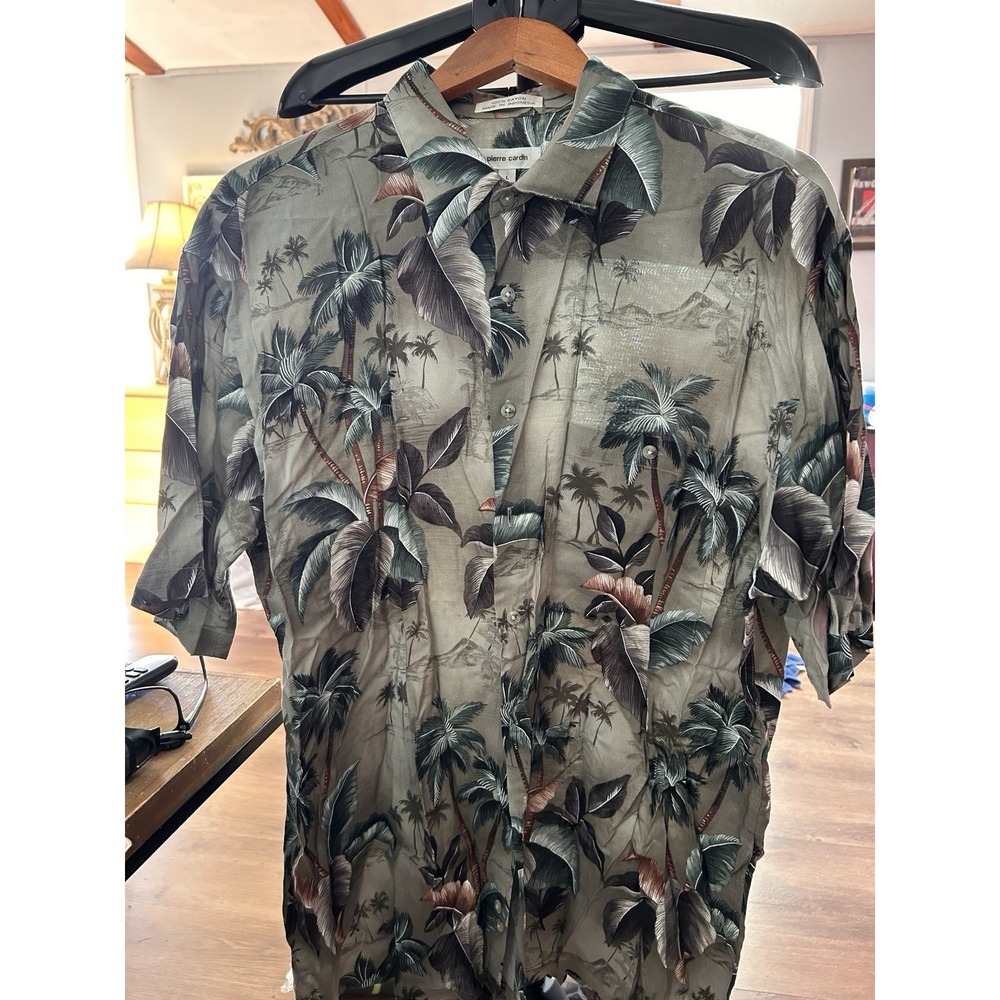 Vintage Pierre Cardin Hawaiian Luau Aloha‎ Shirt Men's sizs L Blue Tan Rayon